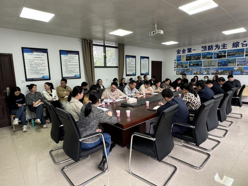安博页面在线登录召开芦淞校区2024年单招考试总结会