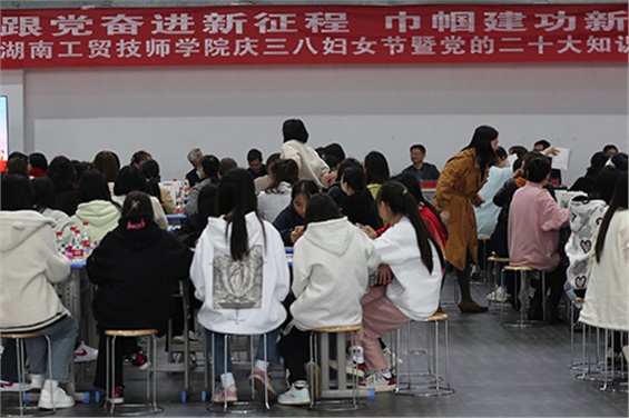 三月芳菲盛，巾帼绽芳华--安博页面在线登录庆祝第113个三八国际妇女节活动温暖来袭