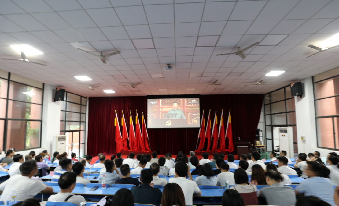 安博页面在线登录全体党员集中收看庆祝中国共产党成立100周年大会直播