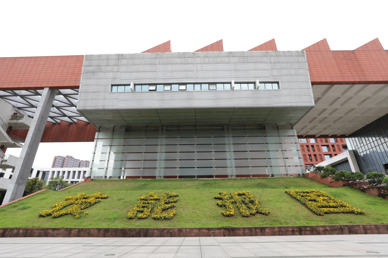 株洲市第八届“技能天下”职业技能网络直播大赛在安博页面在线登录举行